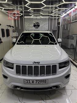 جیپ گراند شیرۆکی